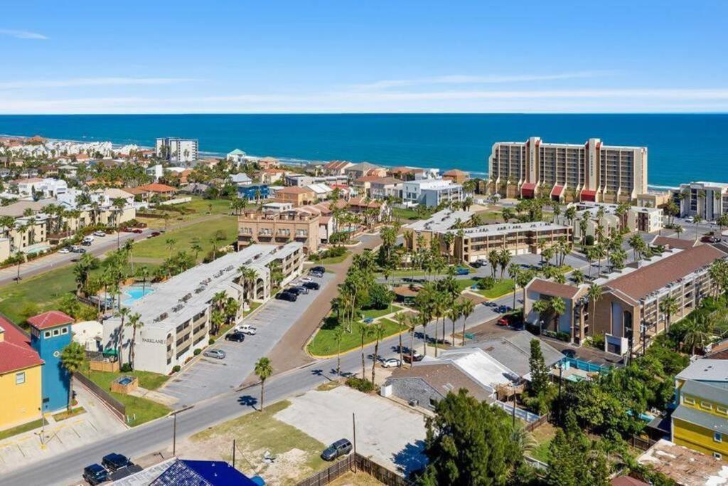 2 Bed 2 Bath Condo By Beach With Resort Pool South Padre Island Zewnętrze zdjęcie